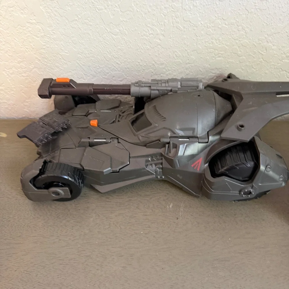 Mattel DC Justice League Batmobile Vehicle with Cannon for 12‎ Inch Figures Gray